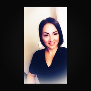 Meet your Posher, Alana